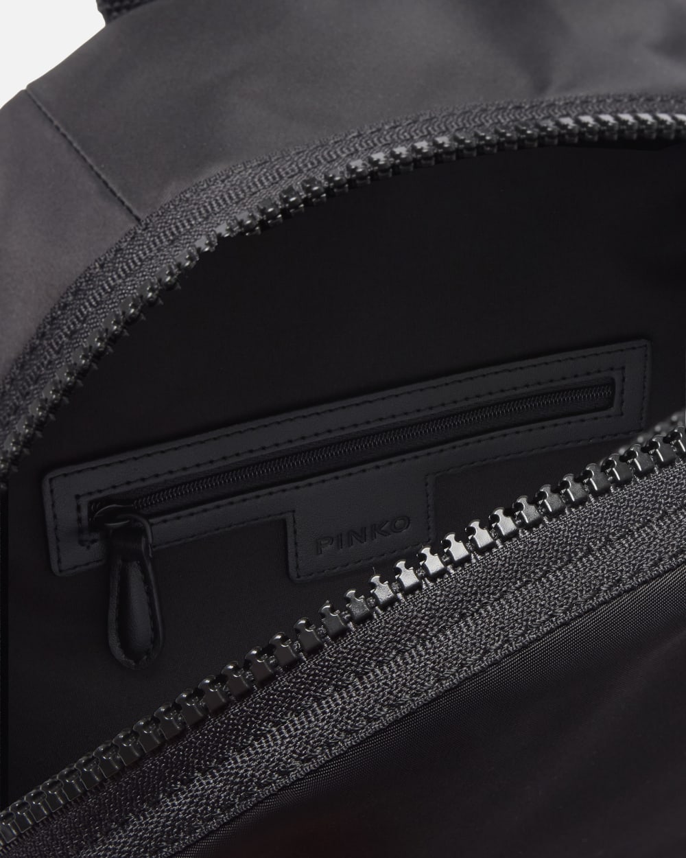 Pinko Travel Backpack 105114 A29U