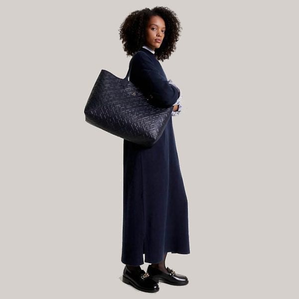 Tommy Hilfiger Iconic Tommy Tote Bag AW0AW15572