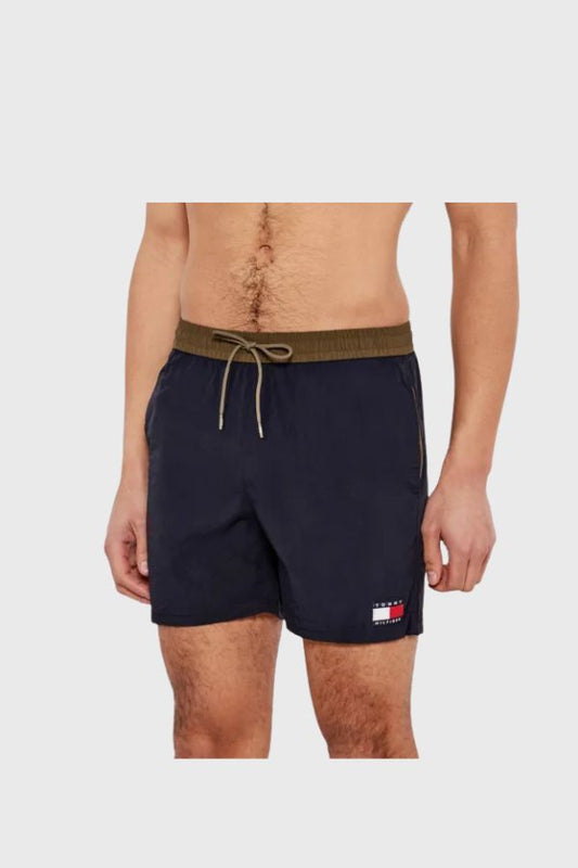 Tommy Hilfiger Medium Drawstring UM0UM03455