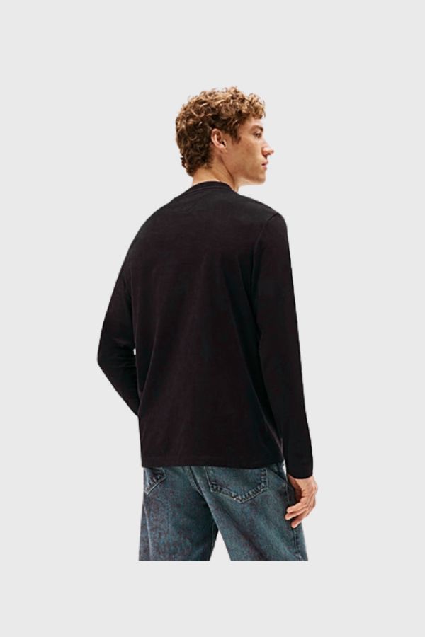 Tommy Hilfiger Linear Flag Graphic Shirt