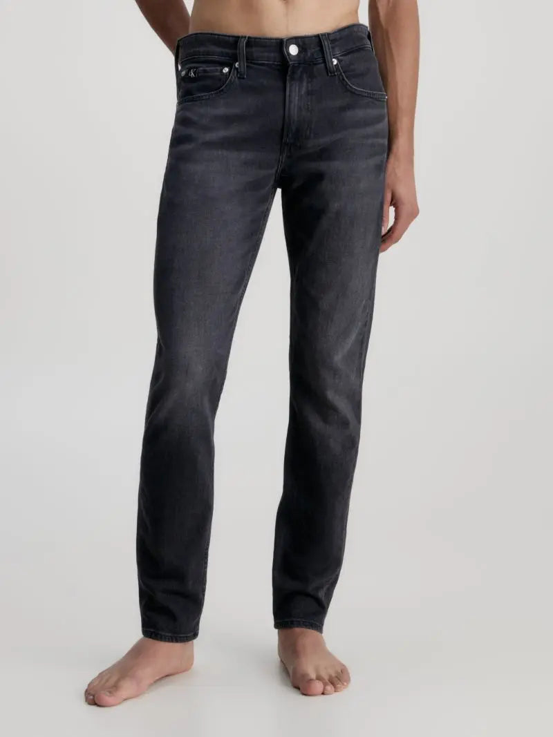 Calvin Klein Jeans Tapered Jeans J30J323360