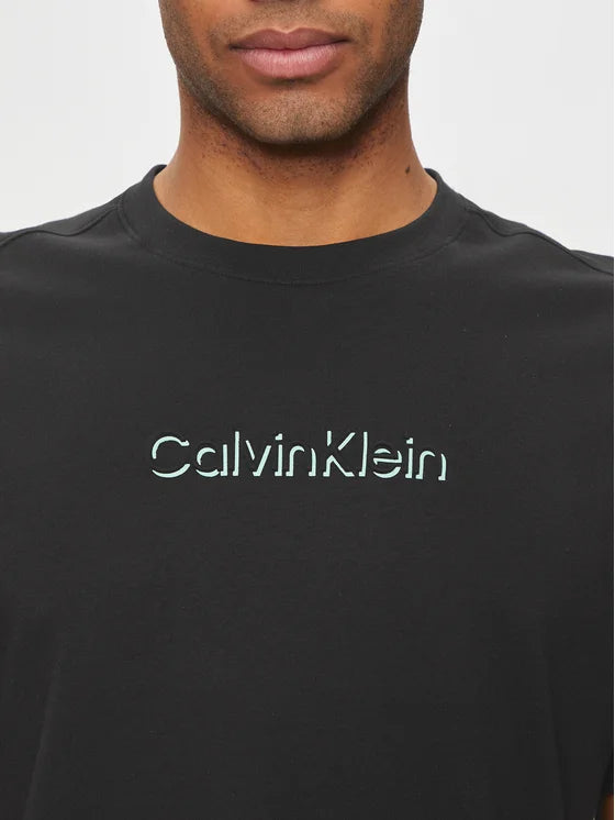 Calvin Klein Shadow Embossed Logo T-shirt K10K113105