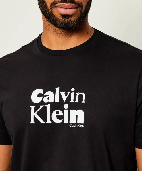 Calvin Klein Bold Grap T-Shirt LV04RD820G