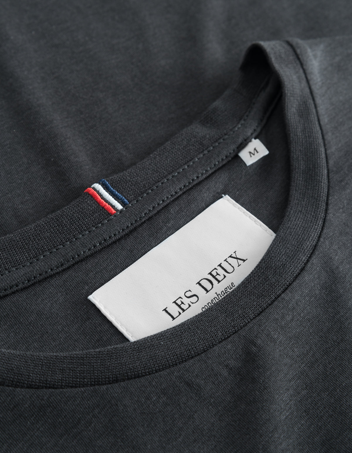 Les Deux Circle T-Shirt LDM101098
