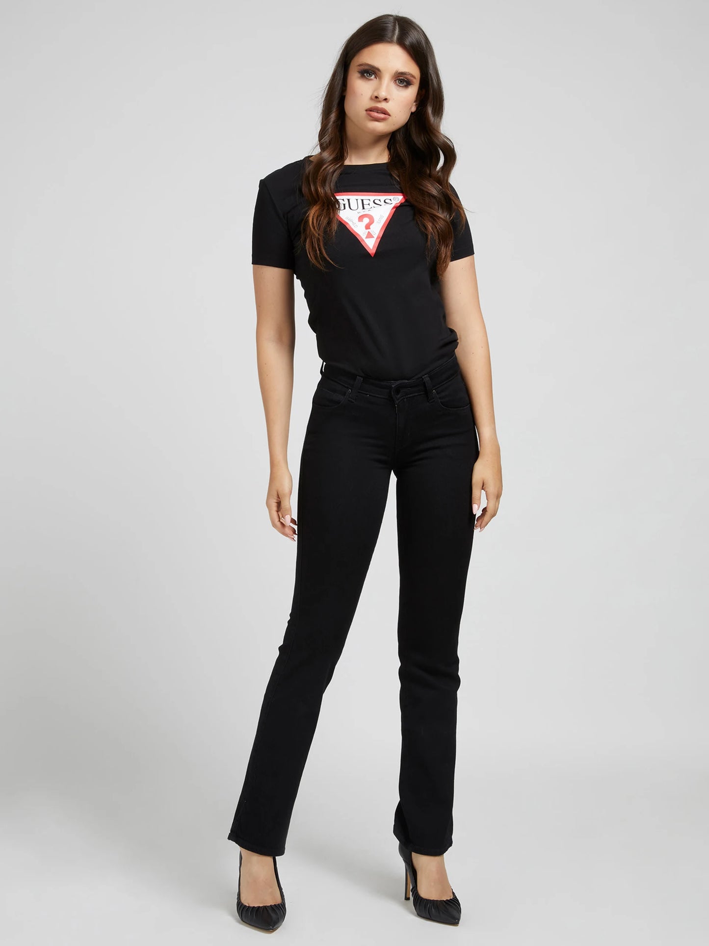 Guess T-shirt τριγωνικό Logo W1YI1BI3Z11
