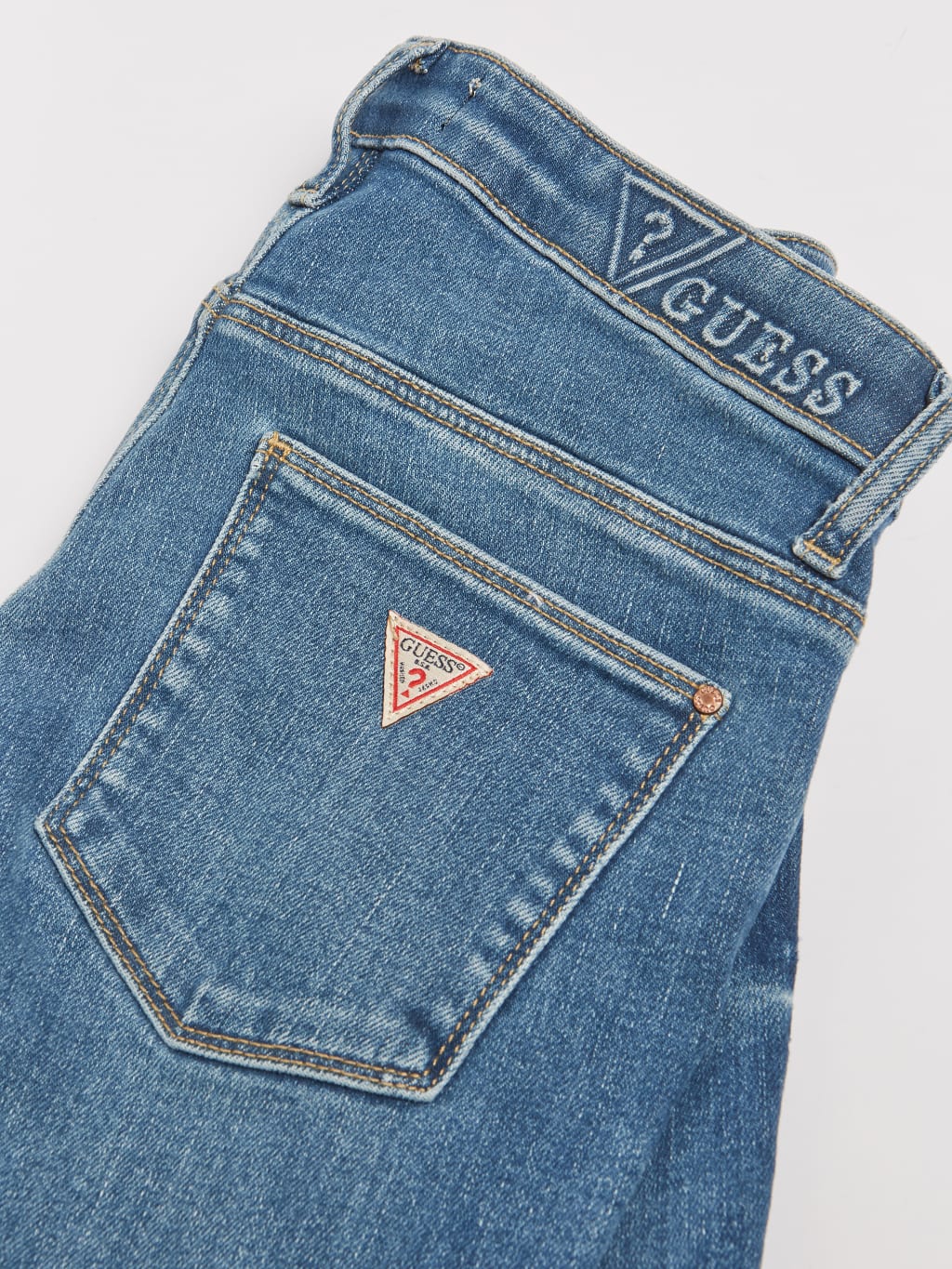 Guess Slim-Fit Sexy Boot Jeans W2RA58D4KJ1