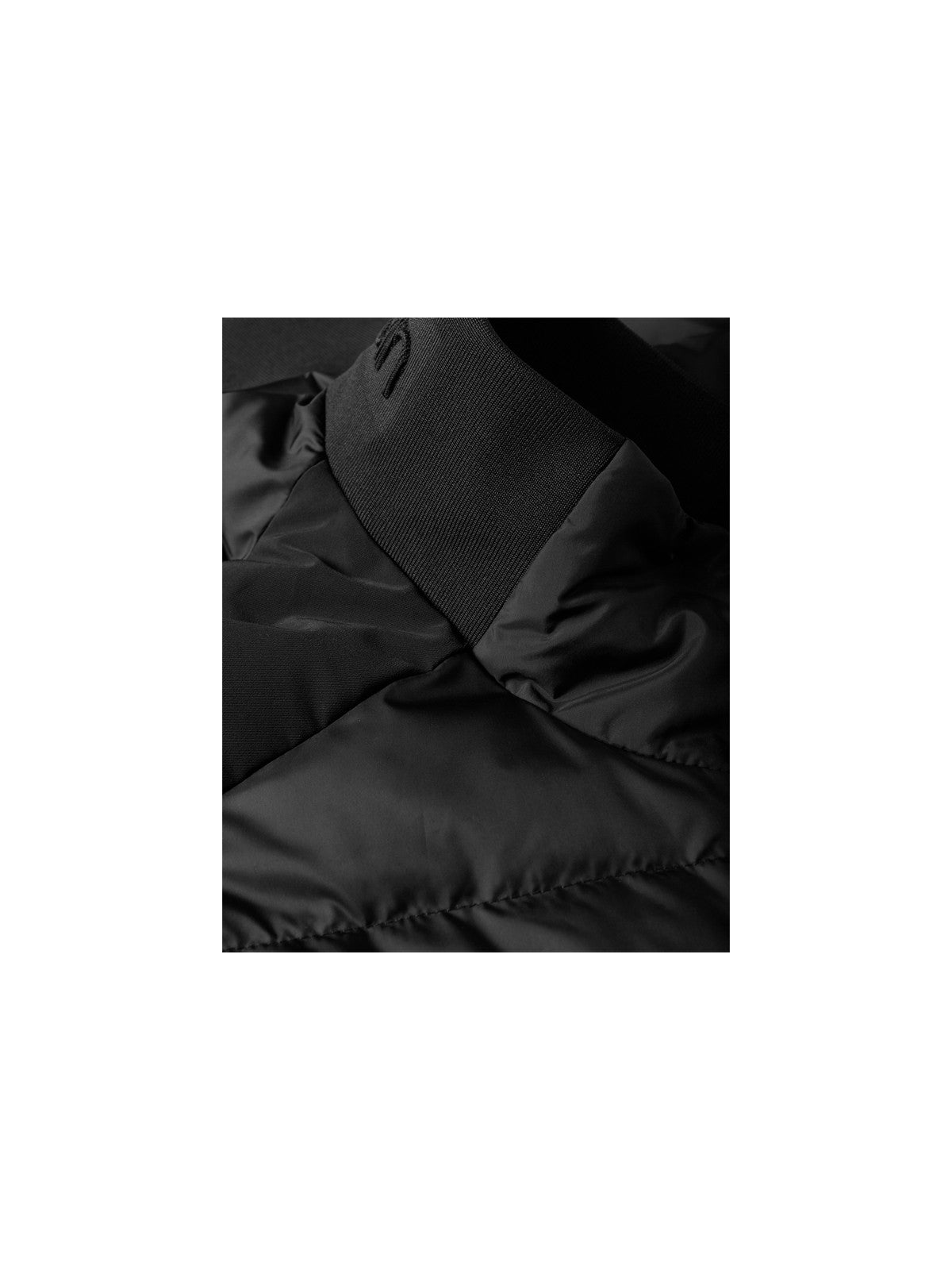 Calvin Klein Midweight Quilt Bomber K10K110331