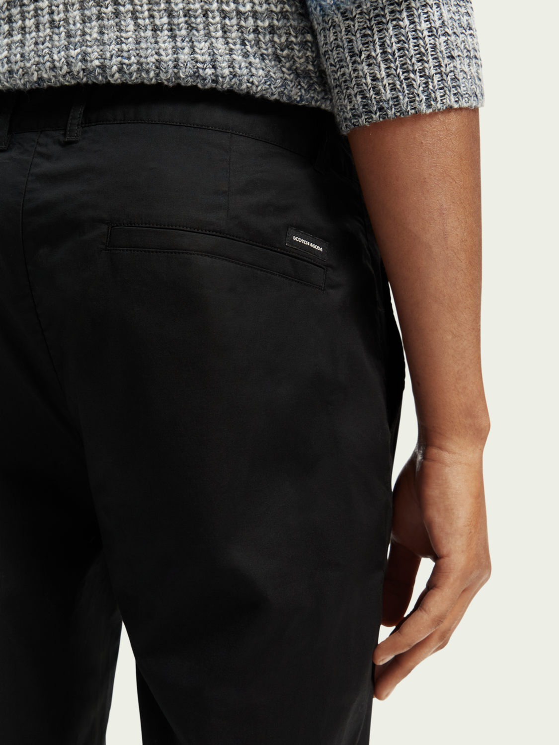 Scotch & Soda The Blake Regular Slim Fit Pleated Poplin Chino 169812