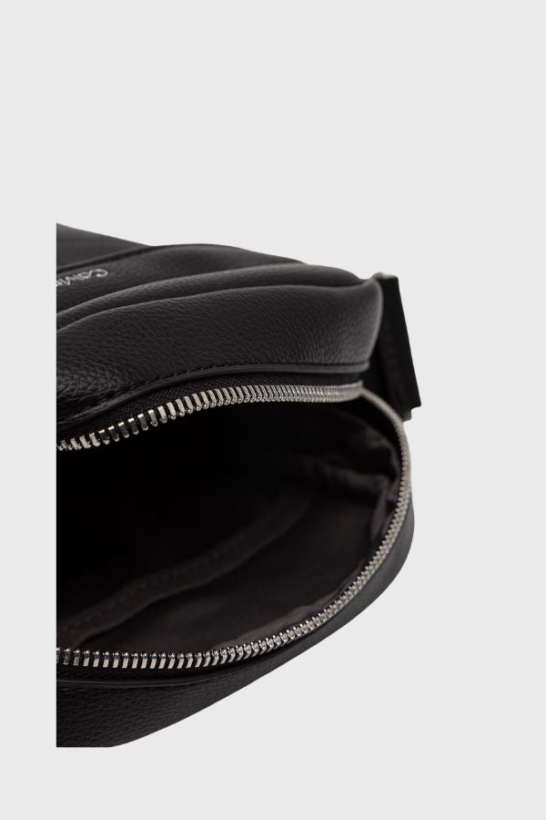 Calvin Klein Emblem Aop Emboss Reporter LV04D3331G