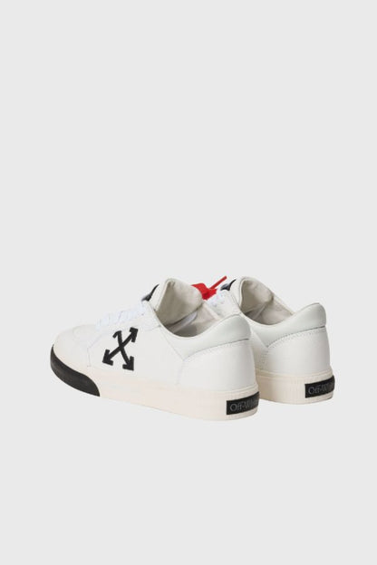 Off White Vulcanized Low Worn Out Sneakers OF06386001