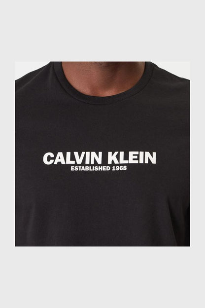Calvin Klein Grap T-Shirt  LV04RE820G
