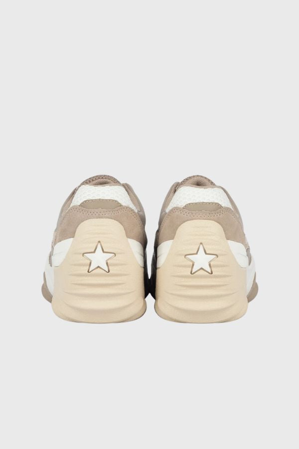 Converse Wave Motion Trainer Double Varsity Cuero A22429C
