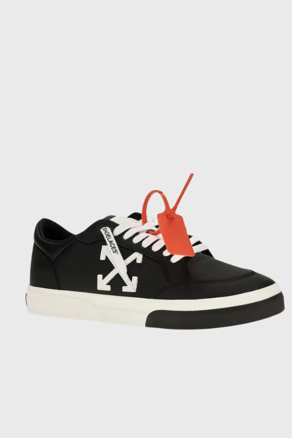 Off White Vulcanized Low Sneakers M293C9L002
