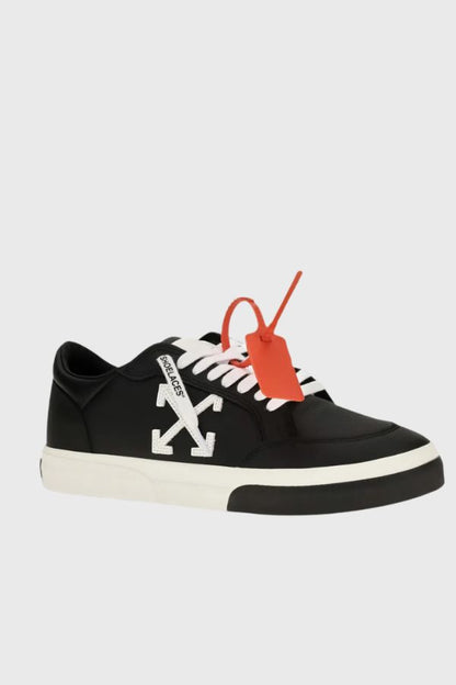 Off White Vulcanized Low Sneakers M293C9L002