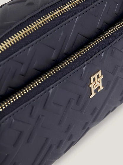 Tommy Hilfiger Iconic Tommy Camera Bag  AW0AW15208