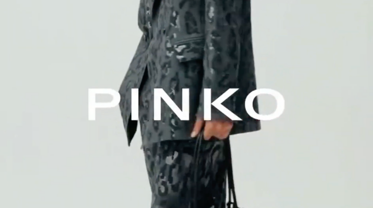 Φόρτωση βίντεο: Calvin Klein Video