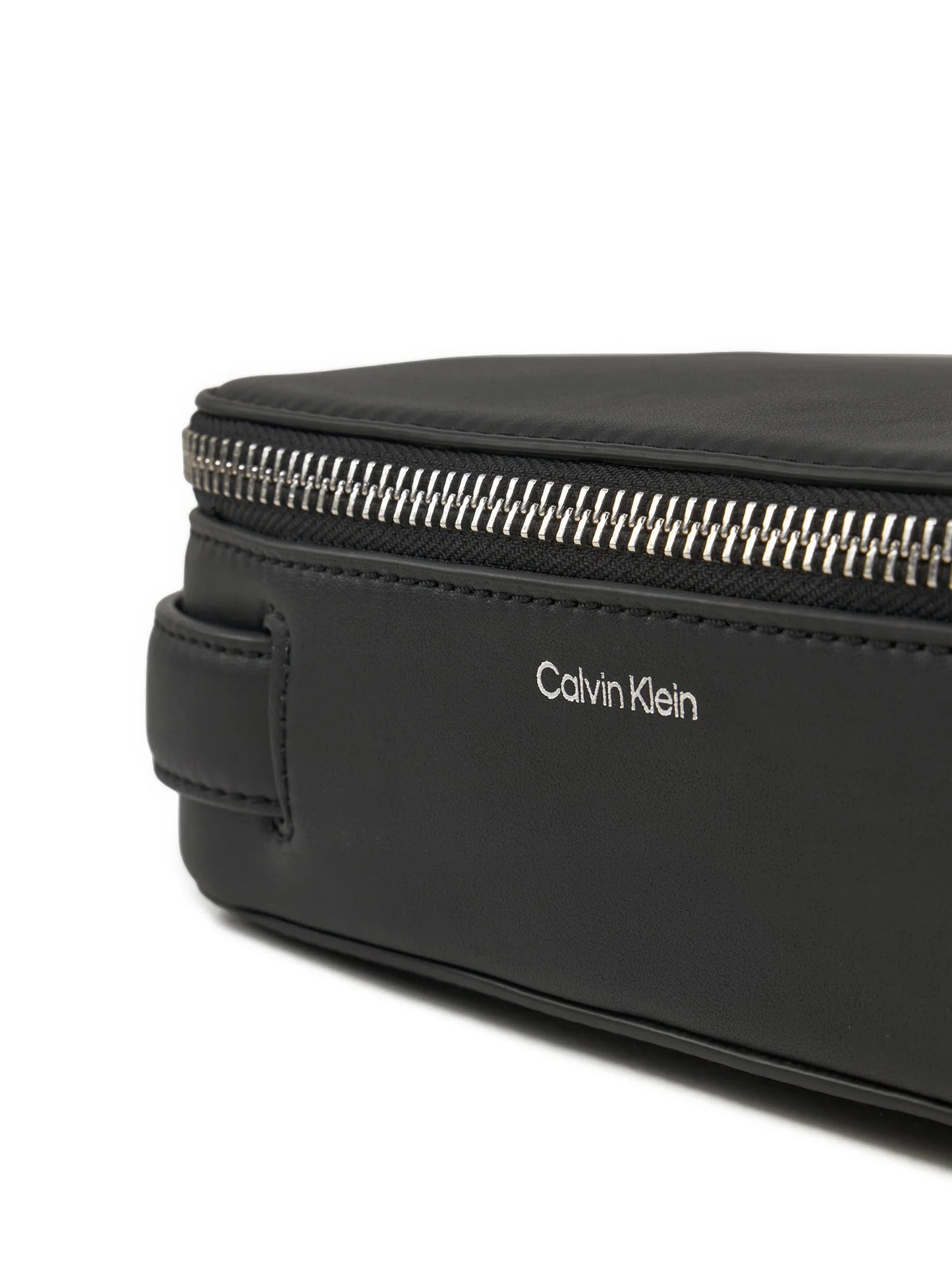 Calvin Klein Sleek Washbag K50K512803