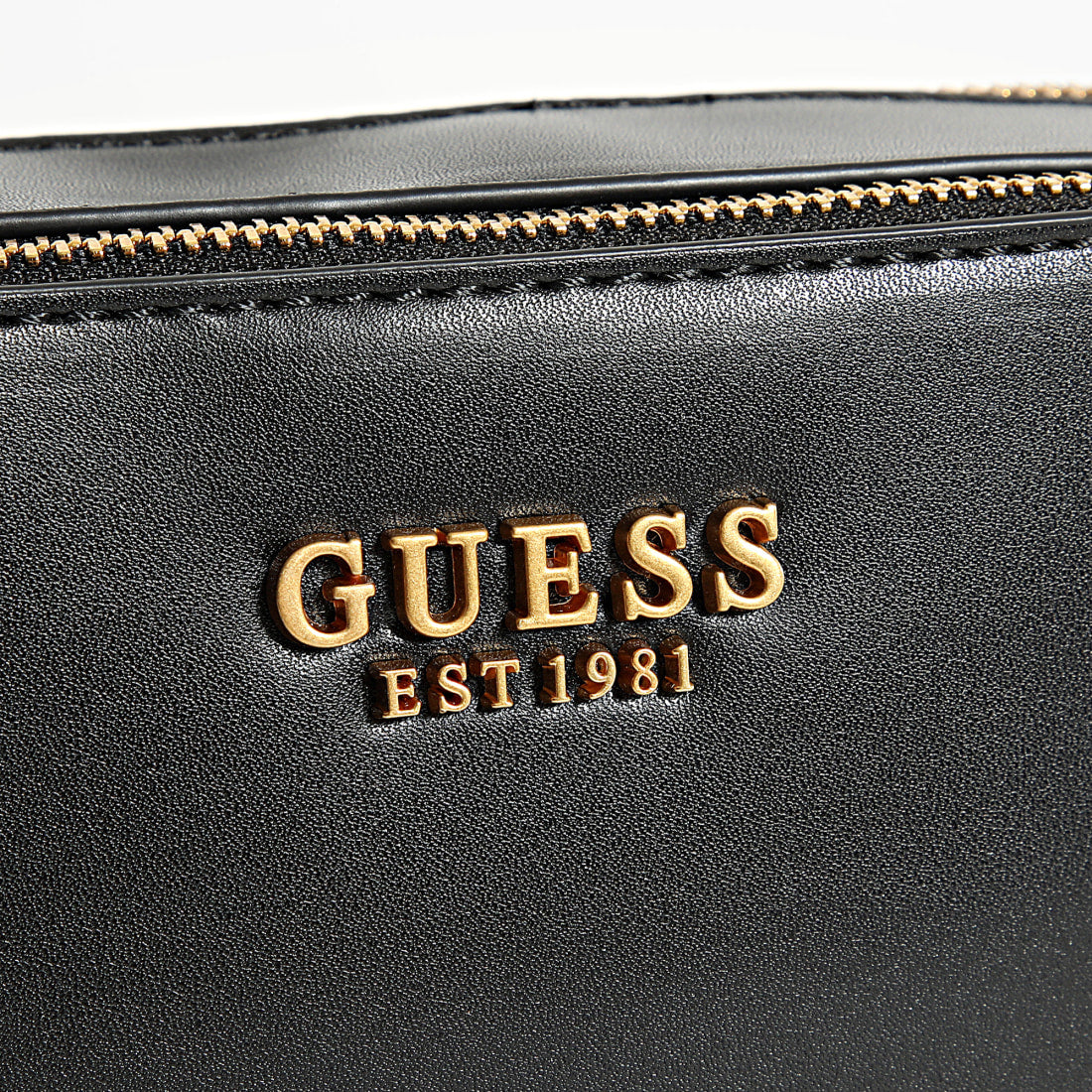 Guess Sarita Camera Bag VA932714